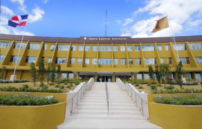 jce-e0ff6461-focus-0-0-895-573