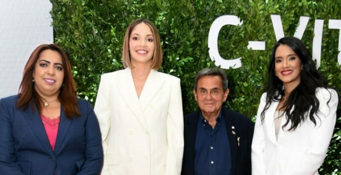 FOTO PRINCIPAL.- Yomares Díaz, Kirshe Piñeiro, Gabriel Serrano y Zaida Henríquez